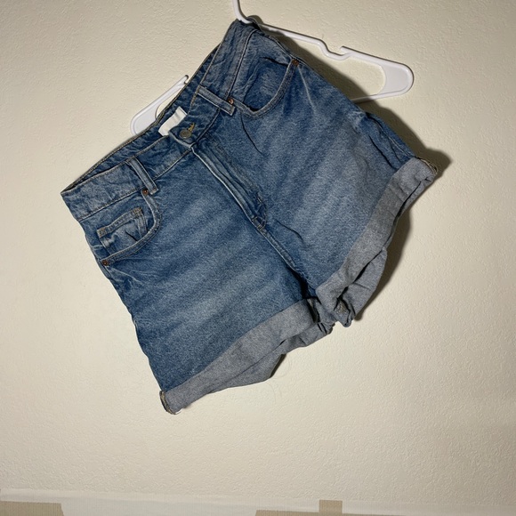 Chic Black Top Denim Short Bundle Set - Size S - Picture 5 of 7